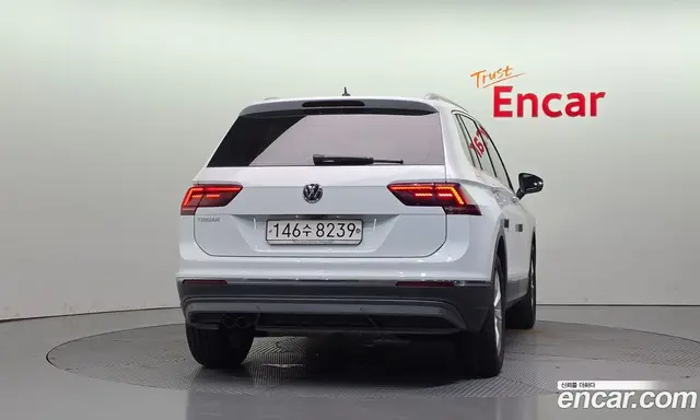 Volkswagen Tiguan 2020 2.0 автомат (гидро), миниатюра 4 Volkswagen Tiguan 2020 2.0 автомат (гидро), миниатюра 4