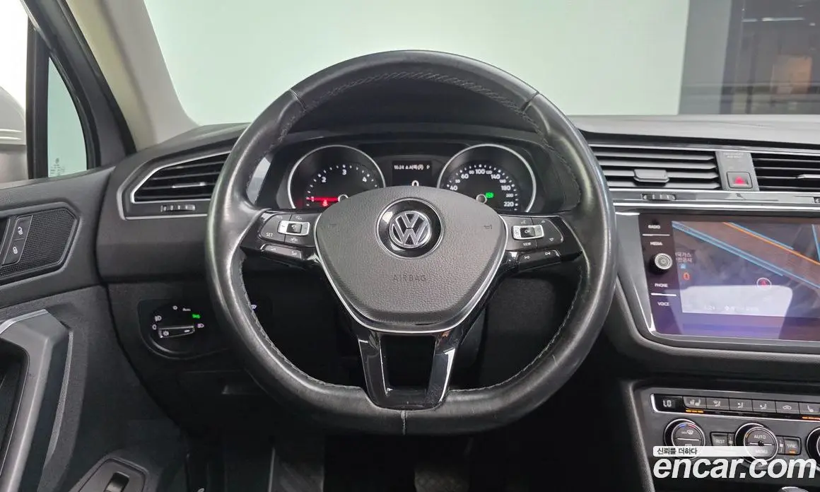 Volkswagen Tiguan 2020 2.0 автомат (гидро), фото 13