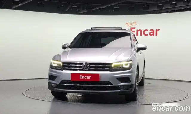 Volkswagen Tiguan 2020 2.0 автомат (гидро), миниатюра 3