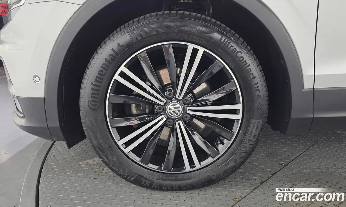 Volkswagen Tiguan 2020 2.0 автомат (гидро), фото 5