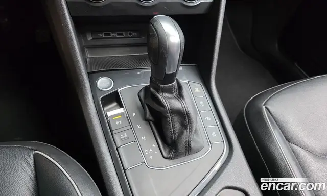 Volkswagen Tiguan 2020 2.0 автомат (гидро), миниатюра 9