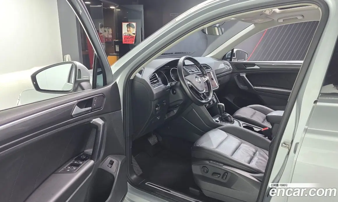 Volkswagen Tiguan 2020 2.0 автомат (гидро), фото 10