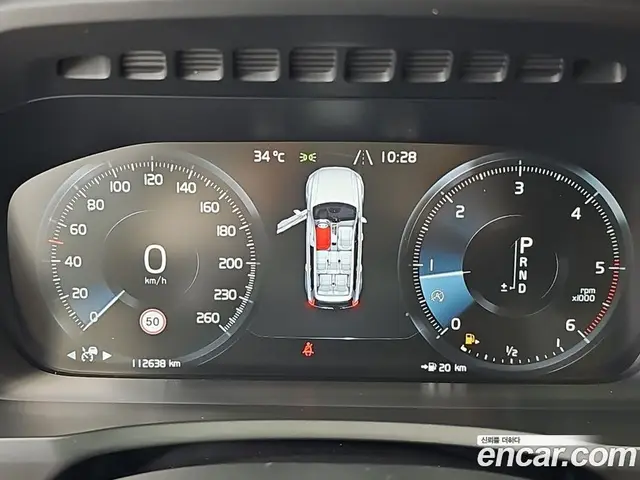 Volvo XC90 2018 2.0 автомат (гидро), миниатюра 6