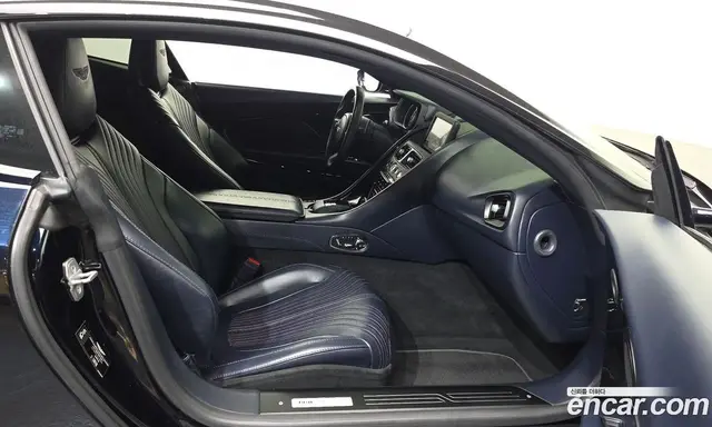 Aston Martin DB11 2017 5.2 автомат (гидро), миниатюра 11