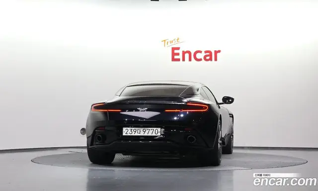 Aston Martin DB11 2017 5.2 автомат (гидро), миниатюра 4