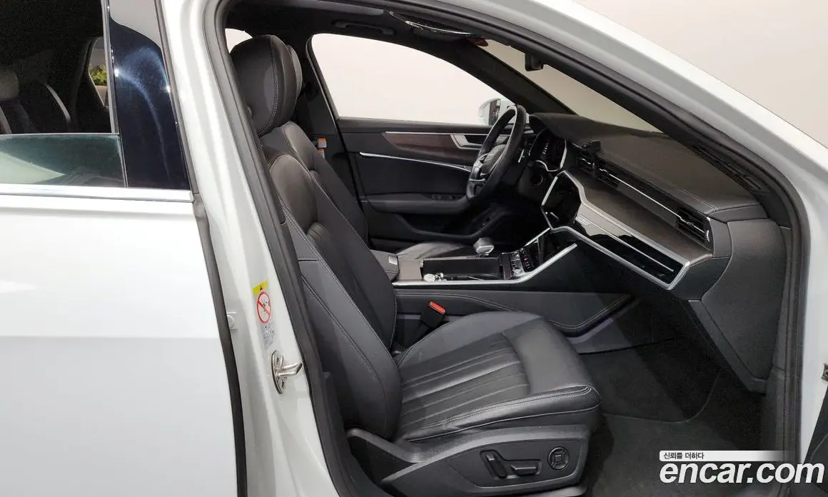 Audi A6 2023 3.0 автомат (гидро), фото 11 Audi A6 2023 3.0 автомат (гидро), фото 11