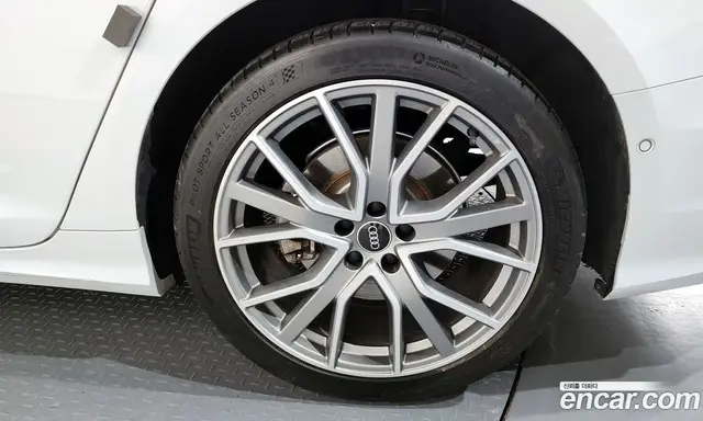Audi A6 2023 3.0 автомат (гидро), миниатюра 5 Audi A6 2023 3.0 автомат (гидро), миниатюра 5
