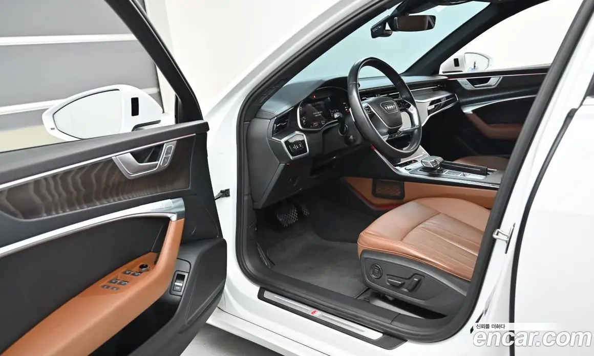 Audi A6 2023 2.0 автомат (гидро), фото 11