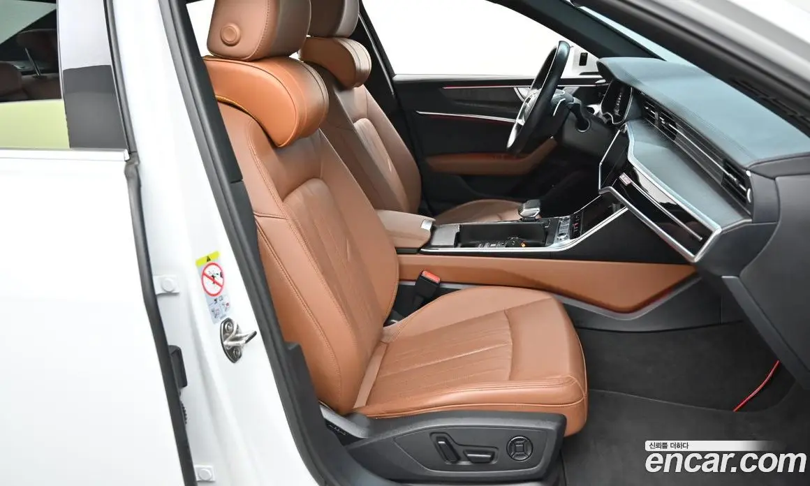 Audi A6 2023 2.0 автомат (гидро), фото 10