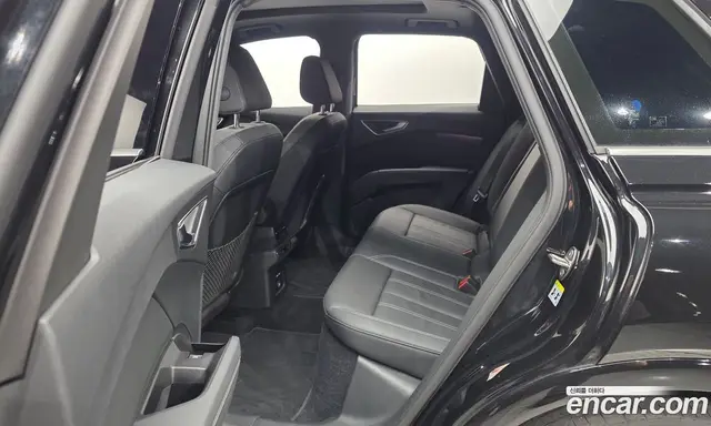 Audi Q4 e-tron 2023 0.2 автомат (гидро), миниатюра 11 Audi Q4 e-tron 2023 0.2 автомат (гидро), миниатюра 11