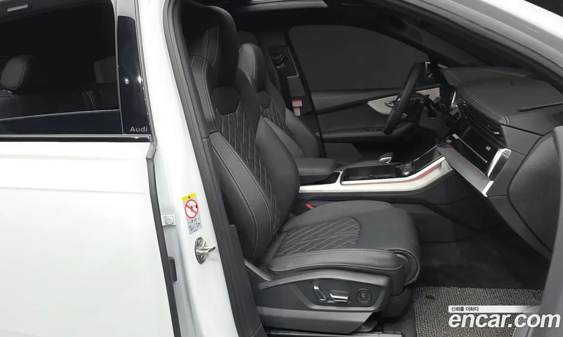 Audi Q7 2025 3.0 автомат (гидро), фото 11