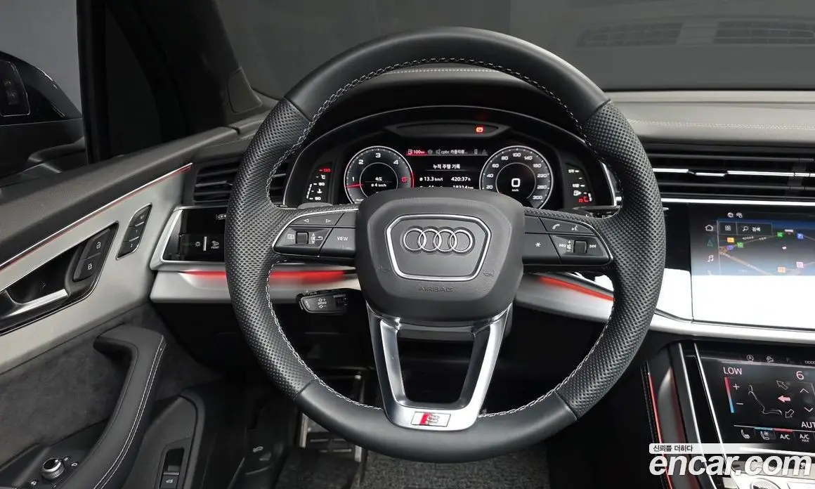 Audi Q7 2025 3.0 автомат (гидро), фото 13