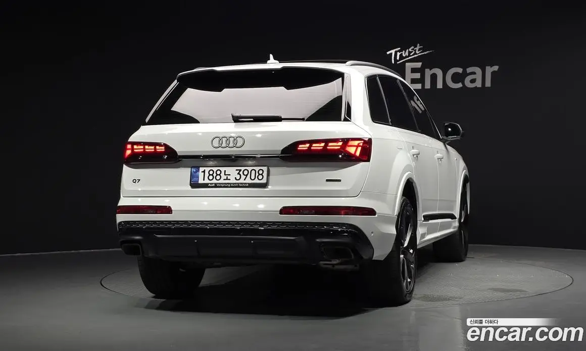 Audi Q7 2025 3.0 автомат (гидро), фото 4