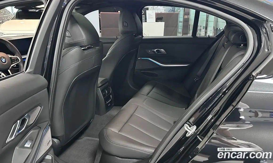 BMW 3 серия 2025 2.0 автомат (гидро), фото 11