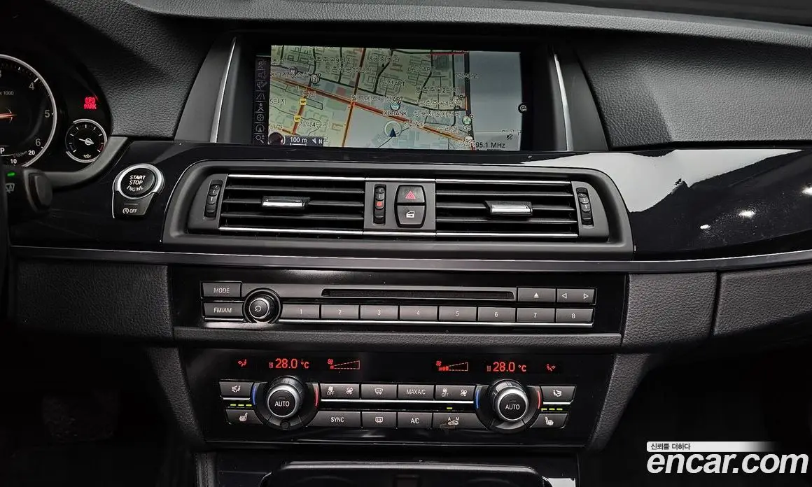 BMW 5 серия 2015 2.0 автомат (гидро), фото 14
