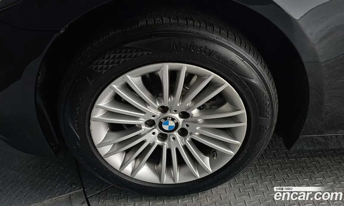 BMW 5 серия 2015 2.0 автомат (гидро), фото 5