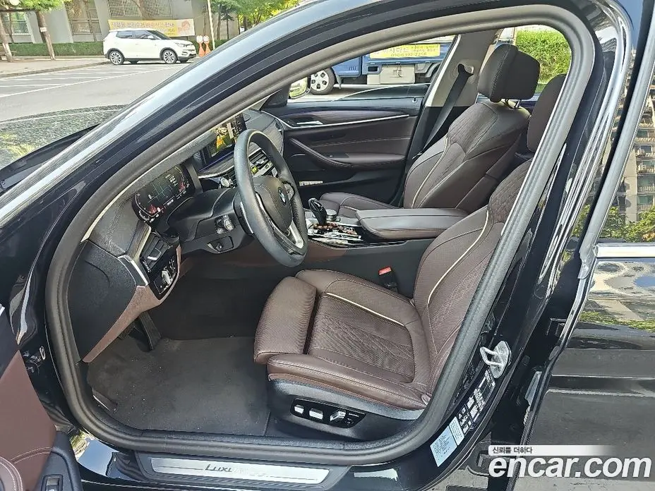 BMW 5 серия 2023 2.0 автомат (гидро), фото 10 BMW 5 серия 2023 2.0 автомат (гидро), фото 10