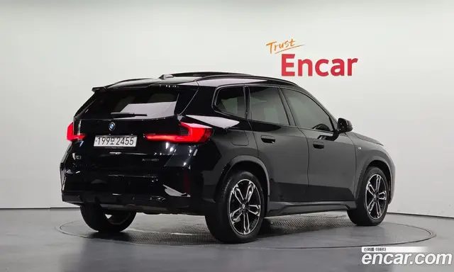 BMW X1 2024 2.0 автомат (гидро), миниатюра 2