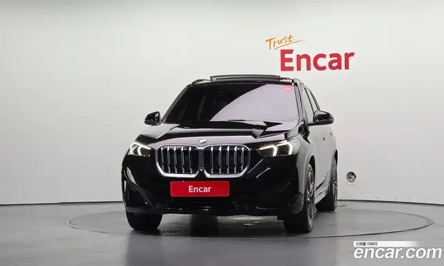 BMW X1 2024 2.0 автомат (гидро), миниатюра 3