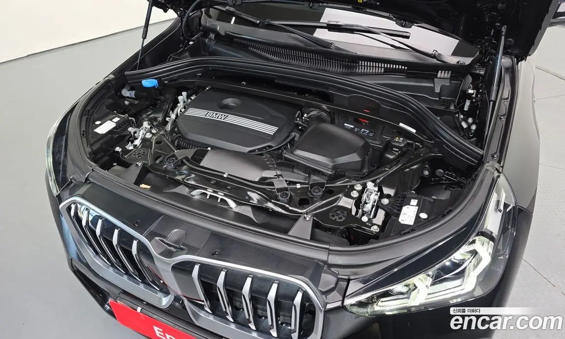 BMW X1 2024 2.0 автомат (гидро), фото 6