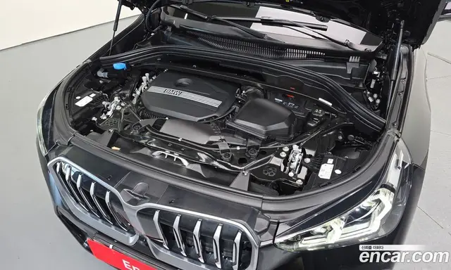 BMW X1 2024 2.0 автомат (гидро), миниатюра 6