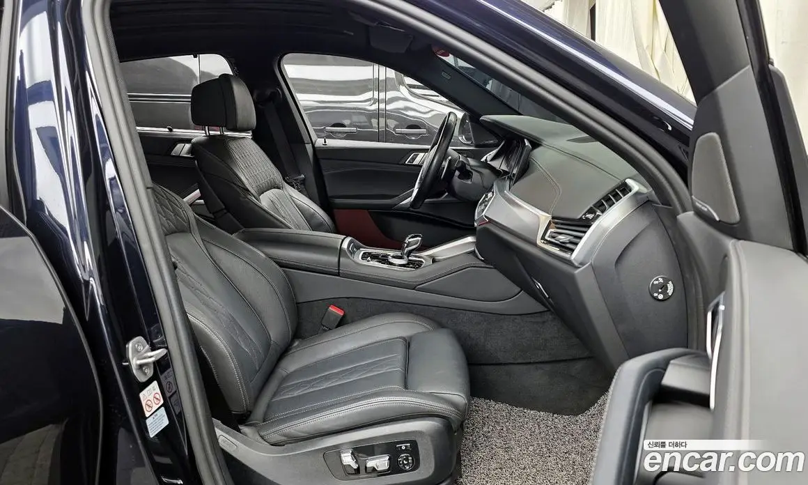 BMW X6 2023 3.0 автомат (гидро), фото 11