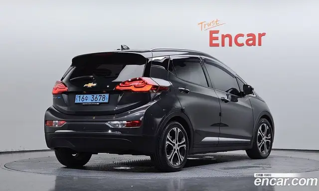 Chevrolet Bolt EV 2018 0.2 автомат (гидро), миниатюра 2 Chevrolet Bolt EV 2018 0.2 автомат (гидро), миниатюра 2