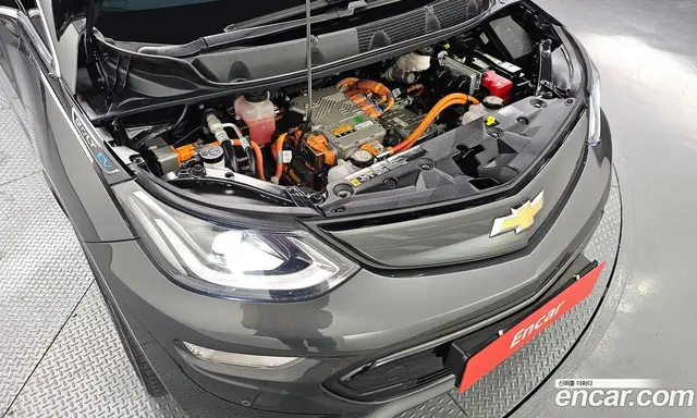 Chevrolet Bolt EV 2018 0.2 автомат (гидро), миниатюра 6 Chevrolet Bolt EV 2018 0.2 автомат (гидро), миниатюра 6