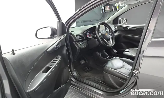 Chevrolet Spark 2015 1.0 автомат (гидро), миниатюра 10