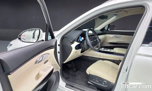 Genesis GV70 2022 2.5 автомат (гидро), миниатюра 8 Genesis GV70 2022 2.5 автомат (гидро), миниатюра 8
