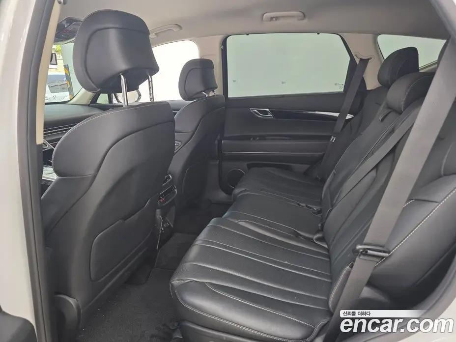 Genesis GV80 2022 2.5 автомат (гидро), фото 10 Genesis GV80 2022 2.5 автомат (гидро), фото 10