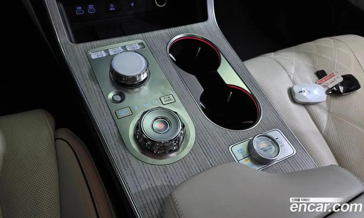 Genesis GV80 2023 3.5 автомат (гидро), фото 9