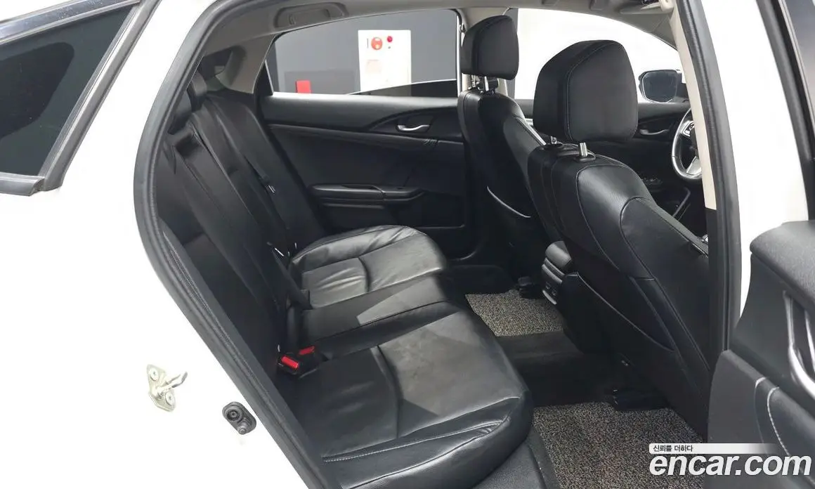 Honda Civic 2017 2.0 автомат (гидро), фото 12