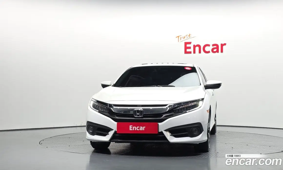 Honda Civic 2017 2.0 автомат (гидро), фото 3