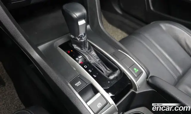 Honda Civic 2017 2.0 автомат (гидро), миниатюра 9