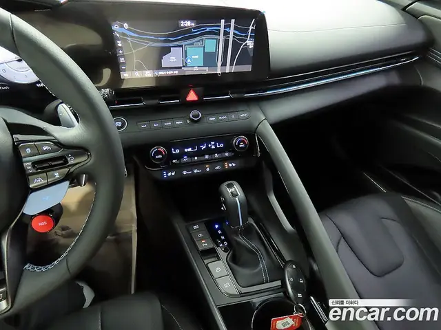 Hyundai Avante 2026 2.0 автомат (гидро), миниатюра 11