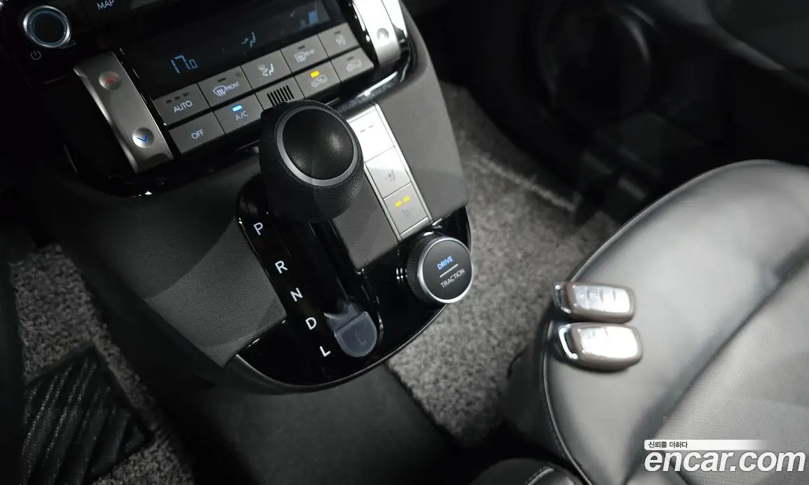 Hyundai Casper 2024 1.0 автомат (гидро), фото 9
