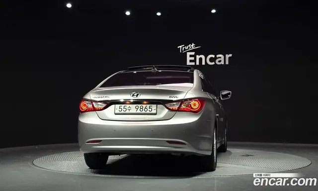 Hyundai Sonata 2012 2.0 автомат (гидро), миниатюра 4