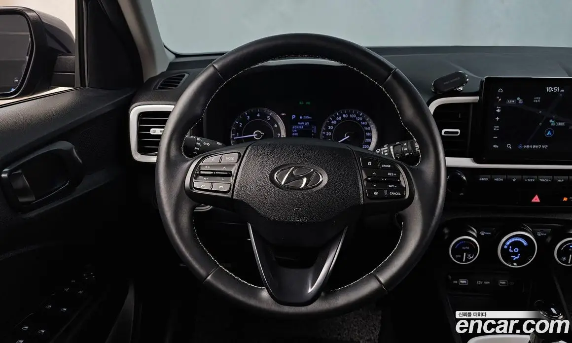 Hyundai Venue 2022 1.6 автомат (гидро), фото 13