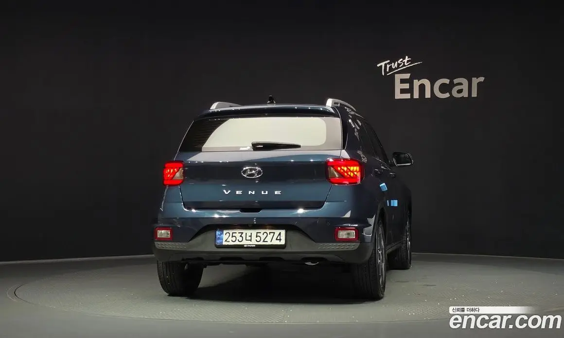 Hyundai Venue 2022 1.6 автомат (гидро), фото 4
