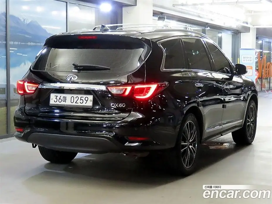 Infiniti QX60 2016 3.5 автомат (гидро), фото 4 Infiniti QX60 2016 3.5 автомат (гидро), фото 4