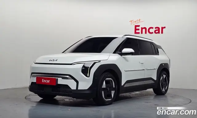 Kia EV3, 2025, 33 406 км