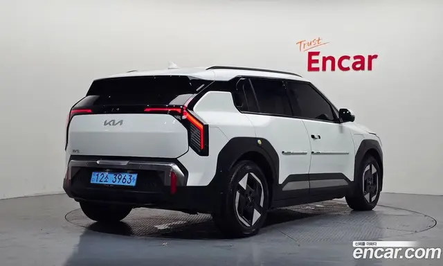 Kia EV3 2025 автомат (гидро), миниатюра 2
