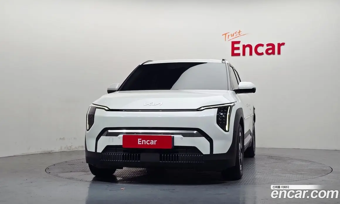 Kia EV3 2025 автомат (гидро), фото 3