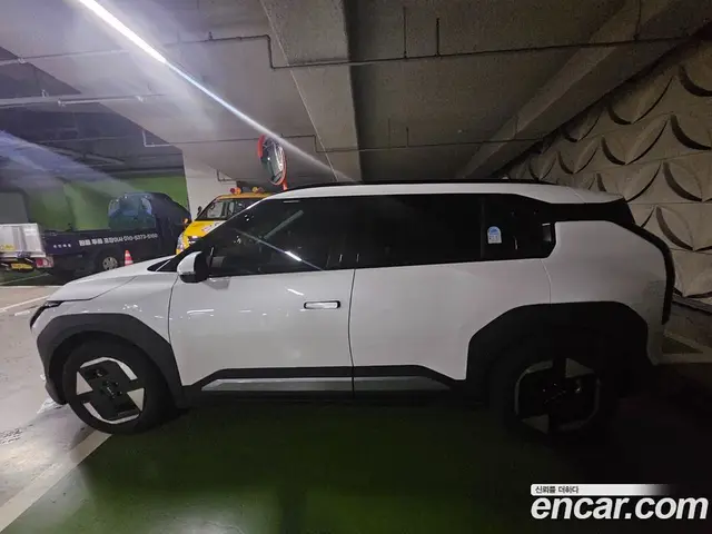 Kia EV3 2026 автомат (гидро), миниатюра 3