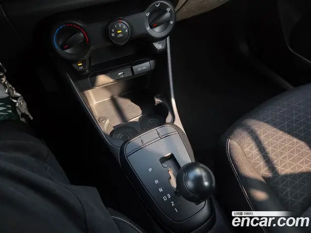 Kia Morning 2022 1.0 автомат (гидро), миниатюра 8
