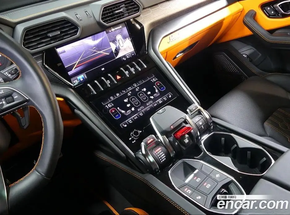 Lamborghini Urus 2024 4.0 автомат (гидро), фото 13