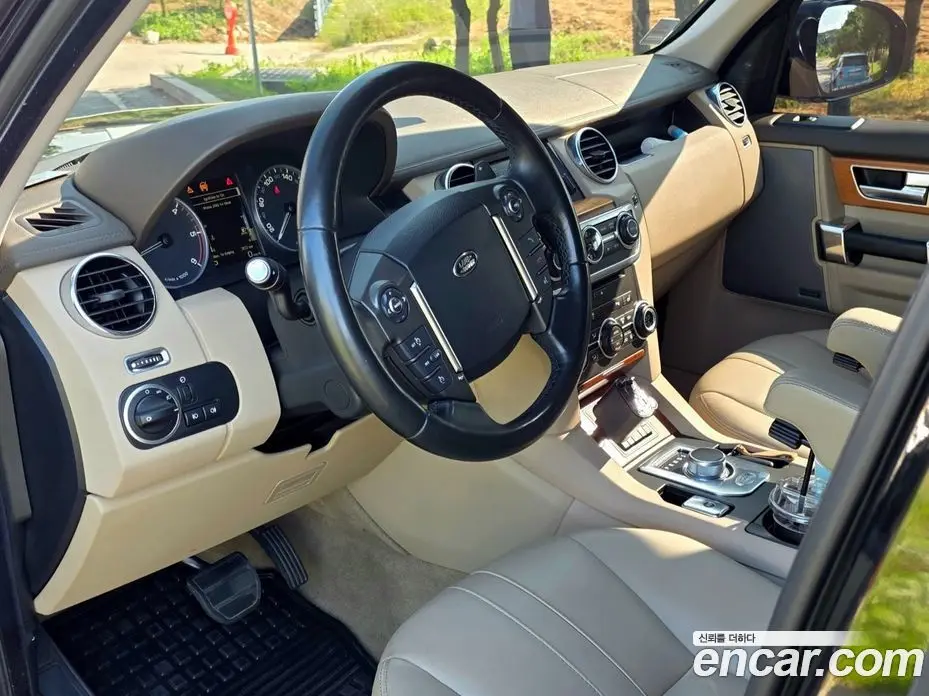 Land Rover Discovery 2014 3.0 автомат (гидро), фото 16