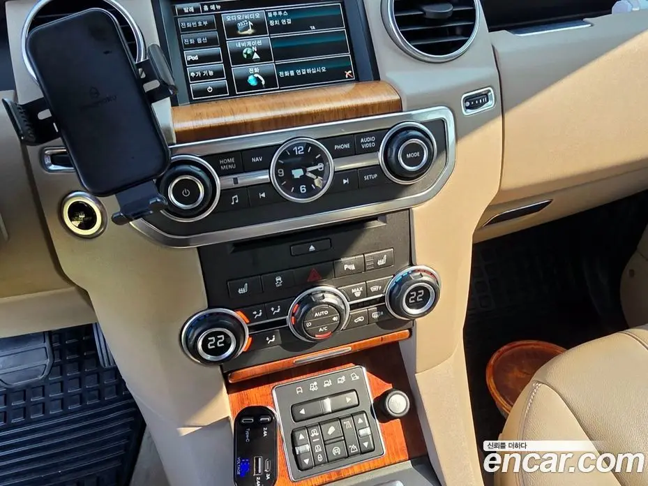 Land Rover Discovery 2014 3.0 автомат (гидро), фото 17