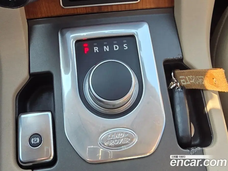 Land Rover Discovery 2014 3.0 автомат (гидро), фото 9